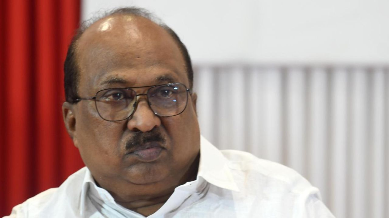 KV Thomas