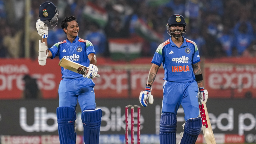 Yashasvi Jaiswal Virat Kohli