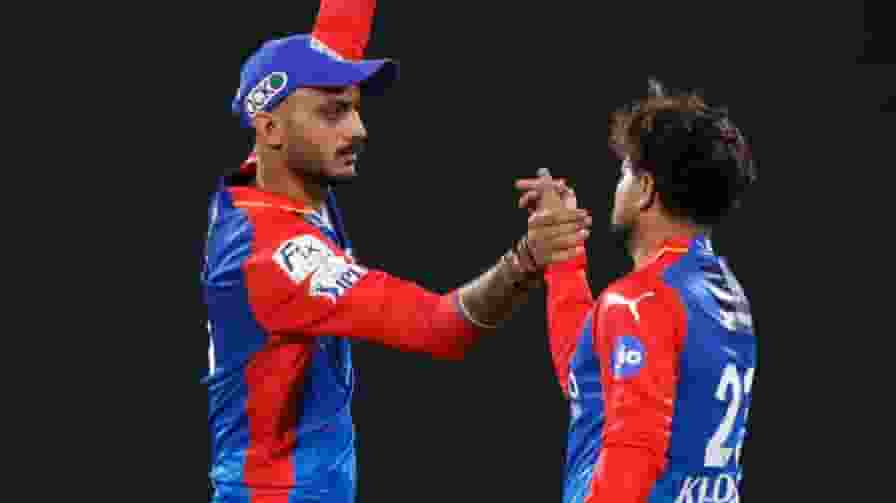 Axar Patel Kuldeep Yadav