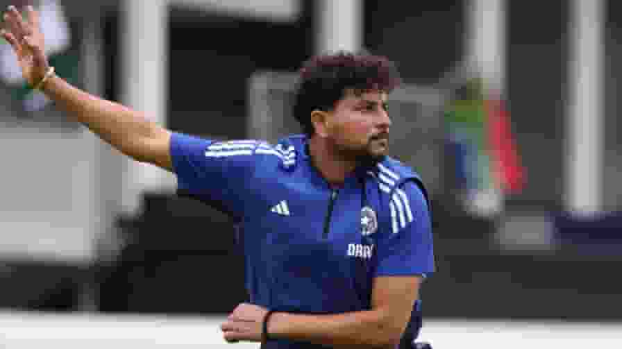 Kuldeep Yadav Bowling