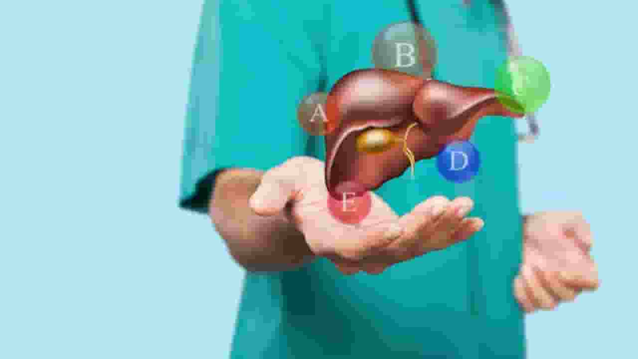 World Hepatitis Day: जानलेवा है लिवर की यह बीमारी, जानें लक्षण और बचाव
world hepatitis day