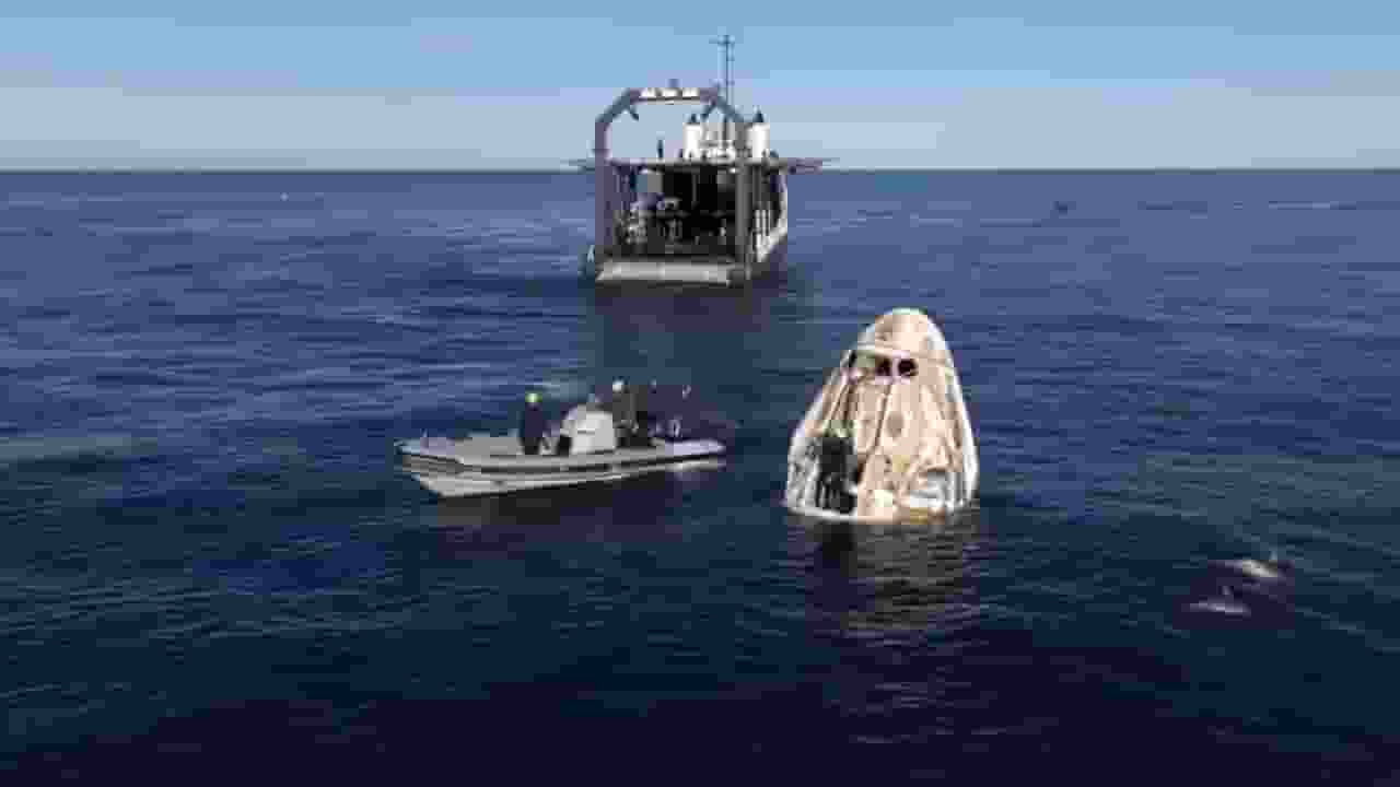 जमीन की बजाय पानी में क्यों लैंड करते हैं अंतरिक्ष यात्री? समझिए splashdown