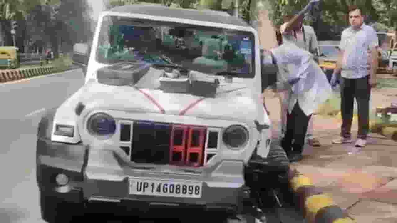 दिल्ली के चाणक्यपुरी में तेज रफ्तार थार ने दो को कुचला, 1 की मौत thar car accident delhi